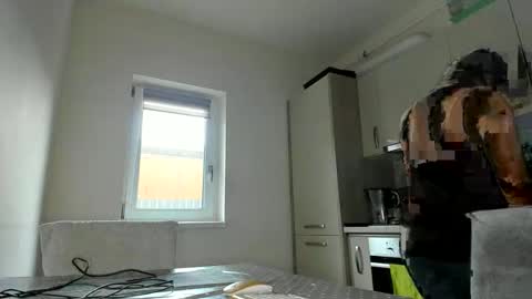 maria  alex online show from 11/19/25, 12:27