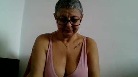 Snapshot of cuplu4346529860 chatting on 01/30/25, 11:33 couple online show from 01/30/25, 11:33