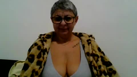 Snapshot of cuplu4346529860 chatting on 02/27/25, 05:58 couple online show from 02/27/25, 05:58