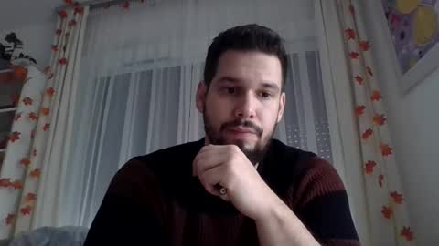 Snapshot of curious_forall chatting on 11/22/25, 09:52 curious_forall online show from 11/22/25, 09:52