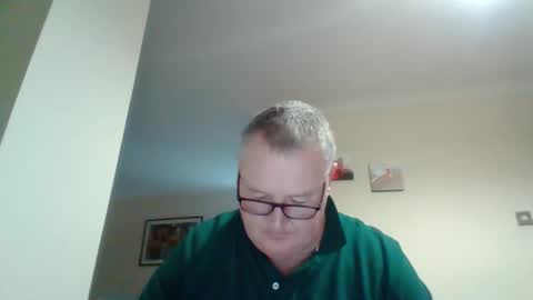 Snapshot of curiousax77 chatting on 12/09/24, 09:17 curiousax77 online show from 12/09/24, 09:17