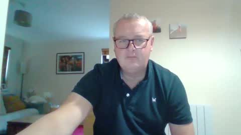 Snapshot of curiousax77 chatting on 12/13/24, 10:19 curiousax77 online show from 12/13/24, 10:19