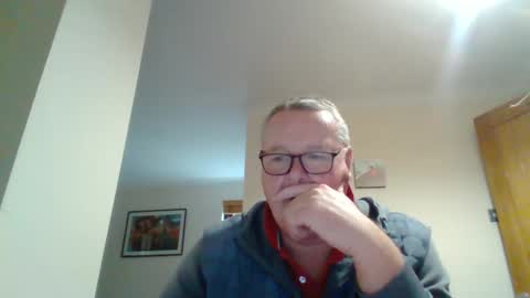 Snapshot of curiousax77 chatting on 01/12/25, 12:01 curiousax77 online show from 01/12/25, 12:01