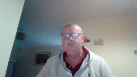Snapshot of curiousax77 chatting on 02/22/25, 08:40 curiousax77 online show from 02/22/25, 08:40