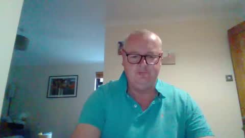 Snapshot of curiousax77 chatting on 03/05/25, 04:02 curiousax77 online show from 03/05/25, 04:02