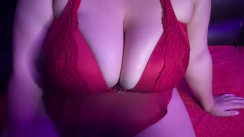 Snapshot of curlykaii55 chatting on 02/23/25, 06:17 Kay online show from 02/23/25, 06:17