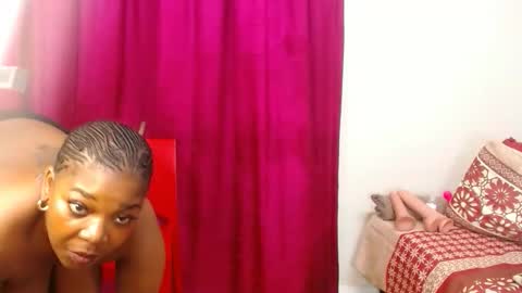 curvycutiexx94 online show from 11/10/25, 06:29