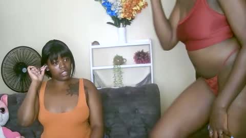 Snapshot of curvyebony1 chatting on 01/09/25, 12:41 curtis online show from 01/09/25, 12:41