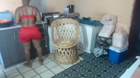 Snapshot of curvypear76x chatting on 01/09/25, 01:35 curvypear76x online show from 01/09/25, 01:35