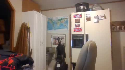 dahlia -kim online show from 12/17/24, 07:29