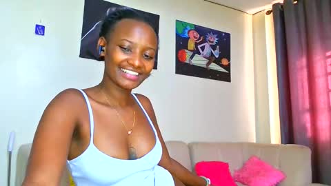 Snapshot of cute_annah chatting on 09/26/25, 05:00 cute annah online show from 09/26/25, 05:00