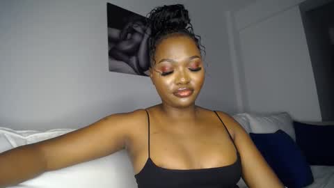 Snapshot of cute_ass18 chatting on 03/02/25, 04:32 Liya online show from 03/02/25, 04:32