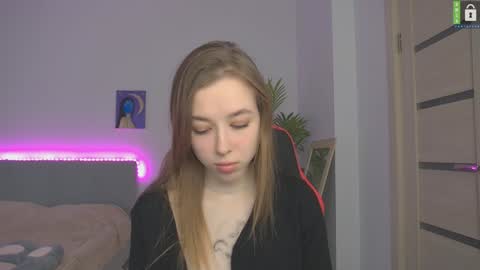 Snapshot of cute_beauty chatting on 01/07/25, 06:48 Amanda online show from 01/07/25, 06:48