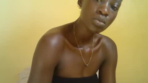 cute_doria online show from 02/18/25, 01:33