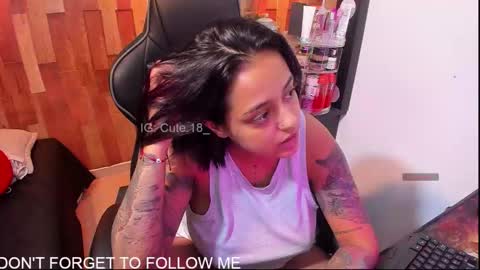    Independent Model online show from 10/01/25, 01:00