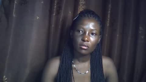 cute_emmy1 online show from 10/28/25, 02:37