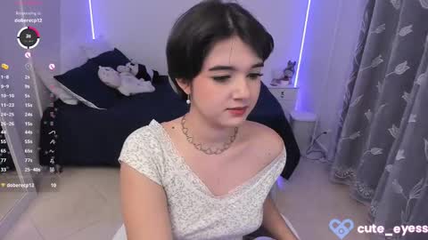 Snapshot of cute_eyess chatting on 10/01/25, 08:26 Cute online show from 10/01/25, 08:26