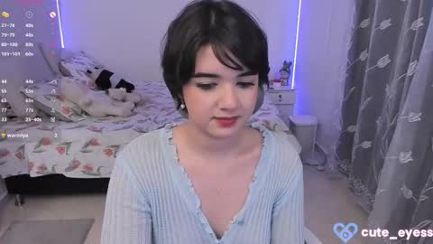 Cute online show from 10/17/25, 09:06