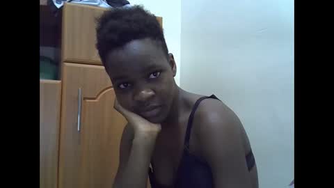 Snapshot of cute_marion chatting on 02/05/25, 08:32 cute_marion online show from 02/05/25, 08:32