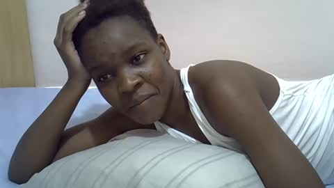Snapshot of cute_marion chatting on 02/09/25, 07:52 cute_marion online show from 02/09/25, 07:52