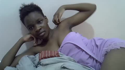Snapshot of cute_marion chatting on 02/12/25, 08:18 cute_marion online show from 02/12/25, 08:18