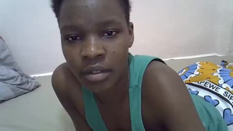 Snapshot of cute_marion chatting on 02/14/25, 06:40 cute_marion online show from 02/14/25, 06:40
