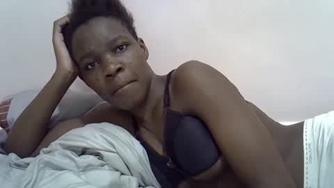 Snapshot of cute_marion chatting on 02/22/25, 01:11 cute_marion online show from 02/22/25, 01:11