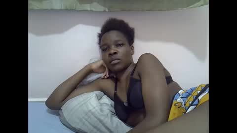 Snapshot of cute_marion chatting on 02/26/25, 06:43 cute_marion online show from 02/26/25, 06:43