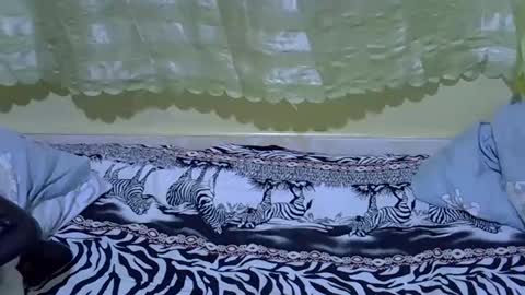 Snapshot of cute_maya1 chatting on 09/17/25, 09:49 Sweetebony online show from 09/17/25, 09:49