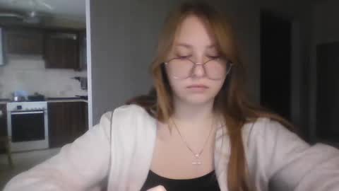 Snapshot of cute_minx chatting on 02/03/25, 07:51 Veronica online show from 02/03/25, 07:51