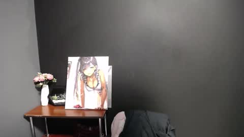 Snapshot of cute_minx chatting on 09/17/25, 06:48 Veronica online show from 09/17/25, 06:48