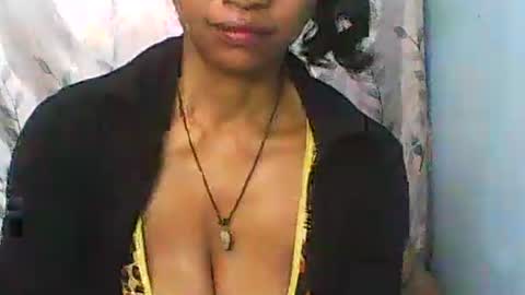Snapshot of cute_moll chatting on 12/02/24, 07:03 murielle online show from 12/02/24, 07:03