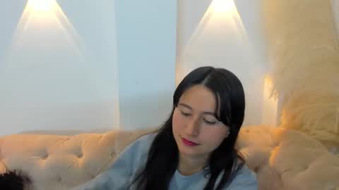 Snapshot of cute_rouss chatting on 12/03/24, 02:58 ROUSS online show from 12/03/24, 02:58