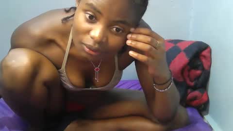 cute_shaniz online show from 10/24/25, 06:48