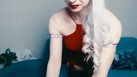 cute_smile_shy online show from 02/28/25, 08:07