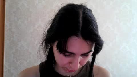 cute_strawberry_ online show from 10/07/25, 05:15