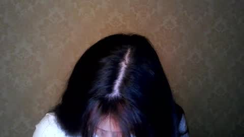 cute_strawberry_ online show from 11/03/25, 07:59