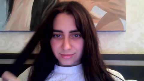 cute_strawberry_ online show from 11/07/25, 03:01