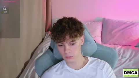 Thomas -  online show from 10/17/25, 06:21