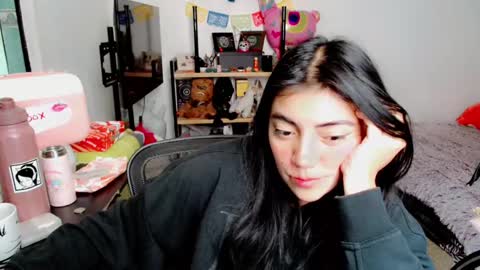 Snapshot of cuteambervi chatting on 12/04/24, 06:28 Princess Amber online show from 12/04/24, 06:28