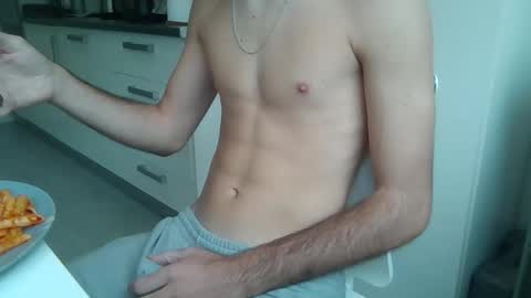 Snapshot of cuteanonguy chatting on 10/19/25, 12:50 cuteanonguy online show from 10/19/25, 12:50