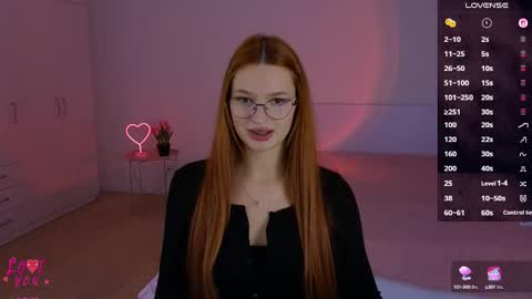 Ariel online show from 10/09/25, 03:32