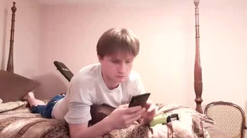 cuteboii29 online show from 02/19/25, 02:55