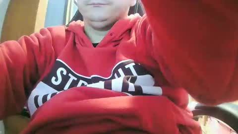 Snapshot of cuteboy090 chatting on 09/15/25, 11:10 Cuteboy090 online show from 09/15/25, 11:10