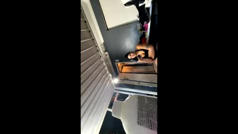 Snapshot of cutecuban18 chatting on 01/06/25, 04:34 loveolots online show from 01/06/25, 04:34