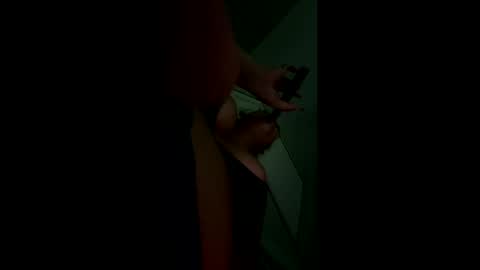 Snapshot of cutecuban18 chatting on 01/19/25, 12:38 loveolots online show from 01/19/25, 12:38