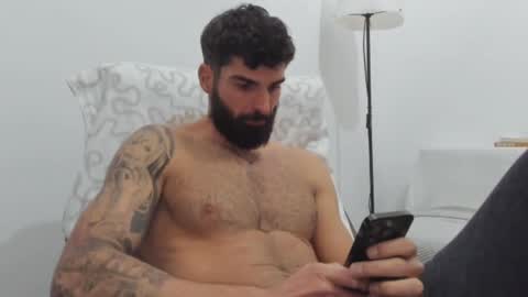 Snapshot of cuteeboy chatting on 02/11/25, 06:55 cuteeboy online show from 02/11/25, 06:55