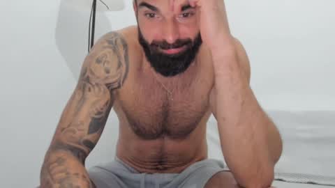 Snapshot of cuteeboy chatting on 02/19/25, 07:48 cuteeboy online show from 02/19/25, 07:48