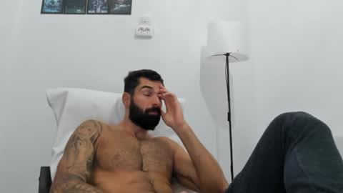 Snapshot of cuteeboy chatting on 10/03/25, 06:32 cuteeboy online show from 10/03/25, 06:32