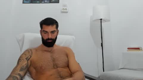 Snapshot of cuteeboy chatting on 10/04/25, 06:00 cuteeboy online show from 10/04/25, 06:00